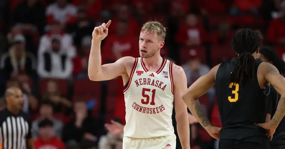 Mast Lifts Huskers Past Winthrop