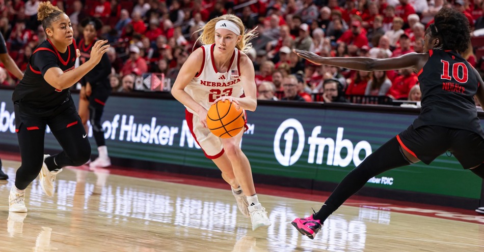 Huskers Roll to 93-52 Win Over Rutgers