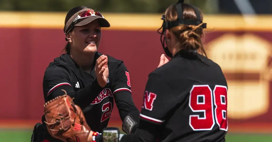 Huskers Set for In-State Battle at Omaha