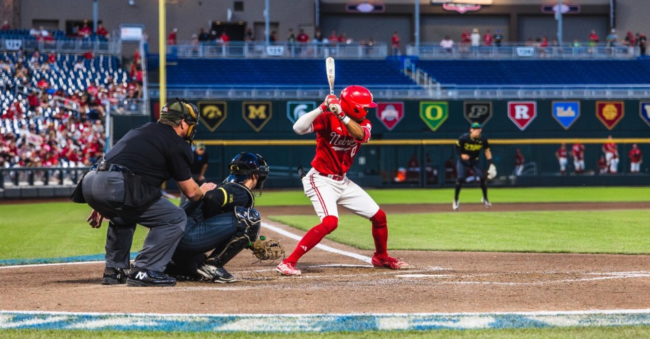 Huskers Drop Top-20 Matchup in Big Ten Semifinal