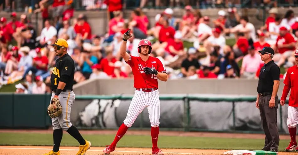 Carey Inks Free Agent Deal with Mets