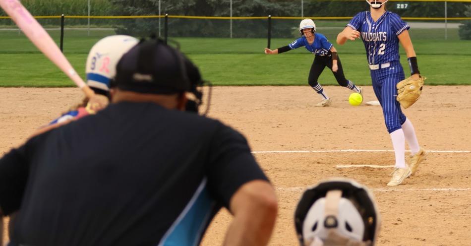 St. Paul Holds Off O'Neill For First Win