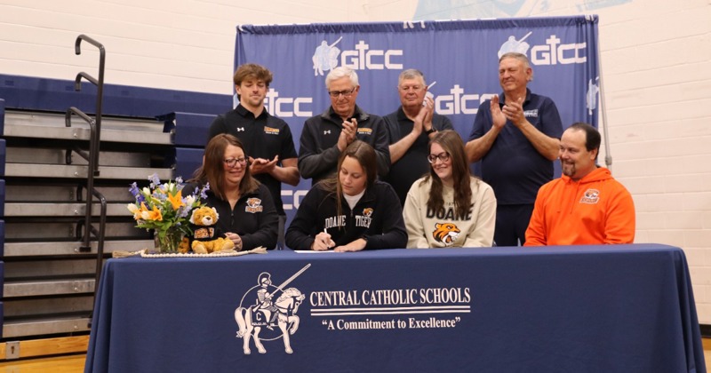 Laura Blake Signs With Doane Track & Field 